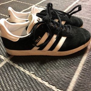 Adidas Giselle